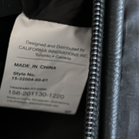 Nylon Toiletries Bag EUC - Picture 6 of 10